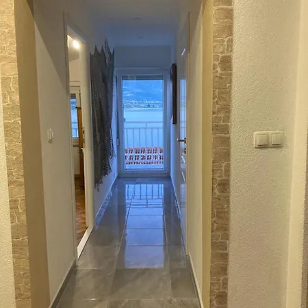 Apartmentivanka * 트로기르