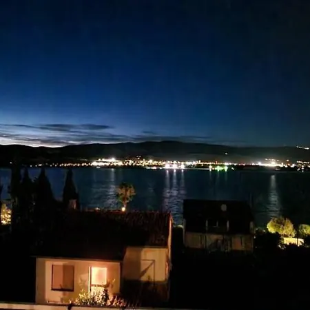 Apartmentivanka Lägenhet Trogir